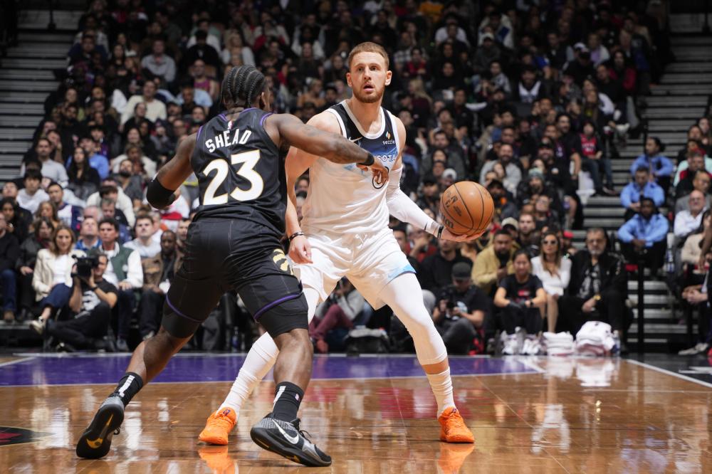 借助反弹球 借助反弹球