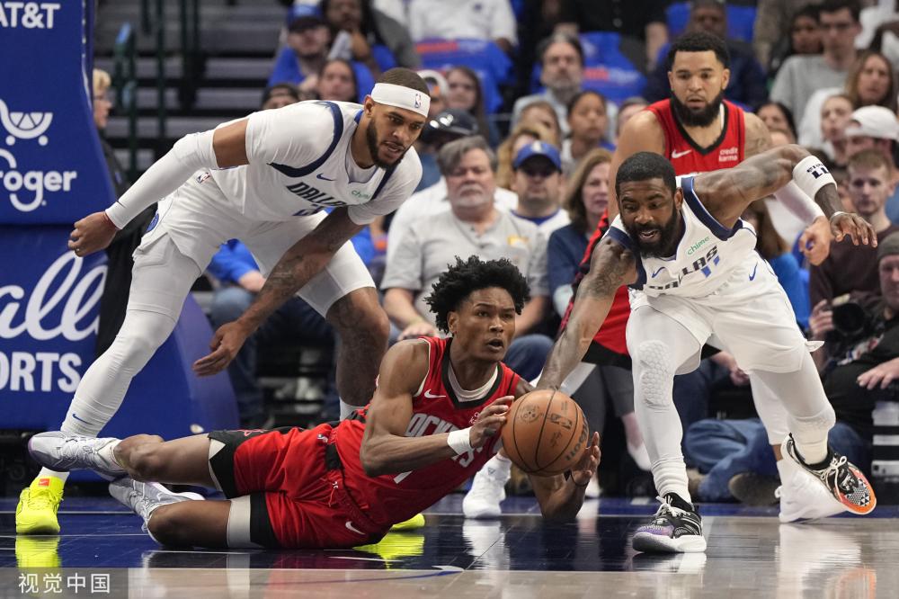 亚教练组的 亚教练组的