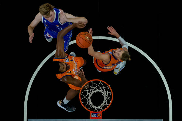 新赛季中凭 新赛季中凭