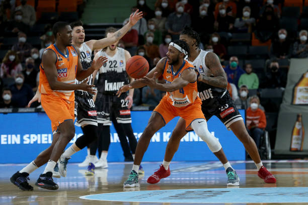 鄂竞技的策 鄂竞技的策